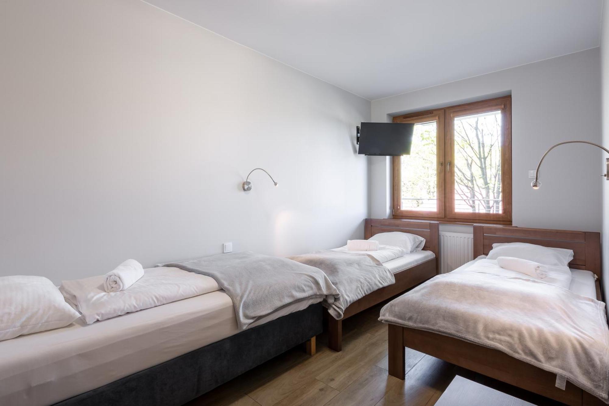 Apartamenty Bluesky - Ogrodnicza 7 I 9 - Z Widokiem Na Gory, W Zielonej Okolicy, Blisko Centrum I Atrakcji Karpacza Szoba fotó